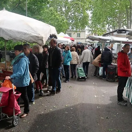 Ty-yan Апартаменти *