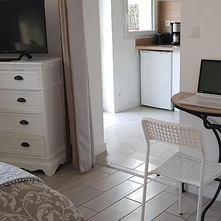 Apartment Ty-yan