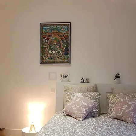 Ty-yan Apartment Tours